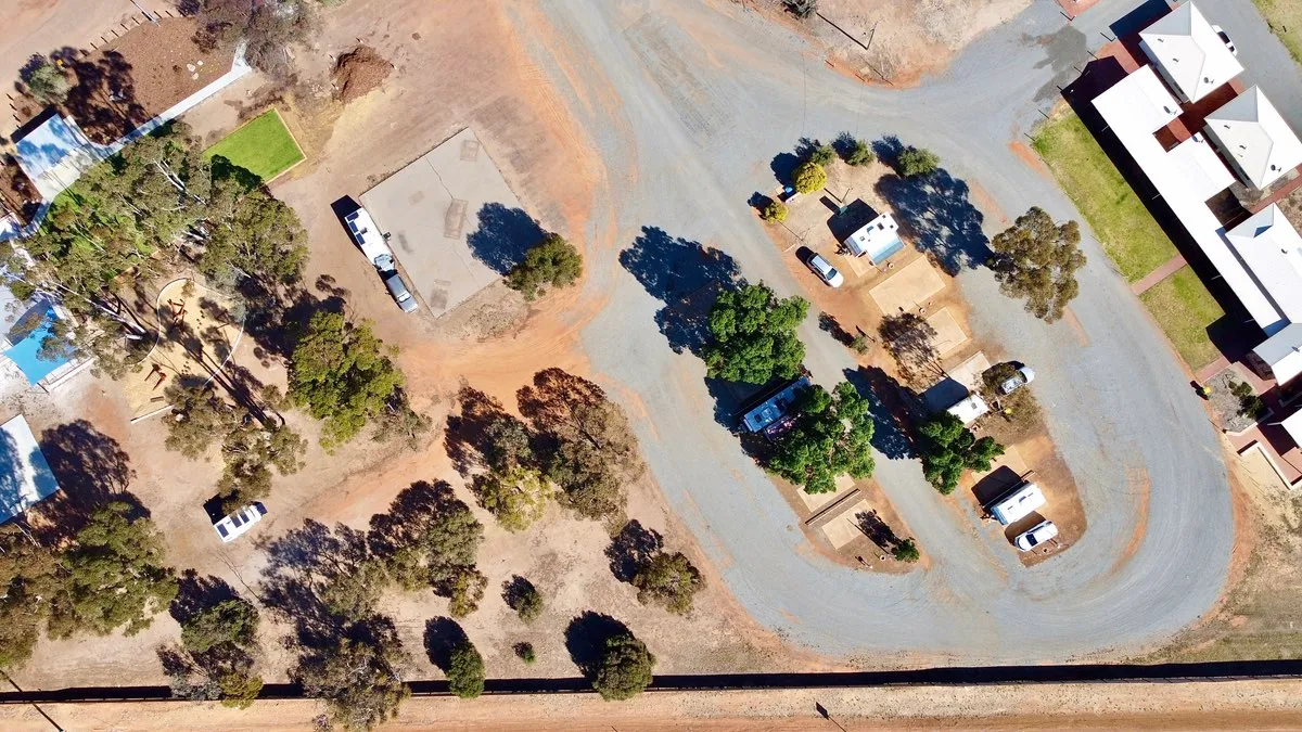 Narembeen Caravan Park - 2